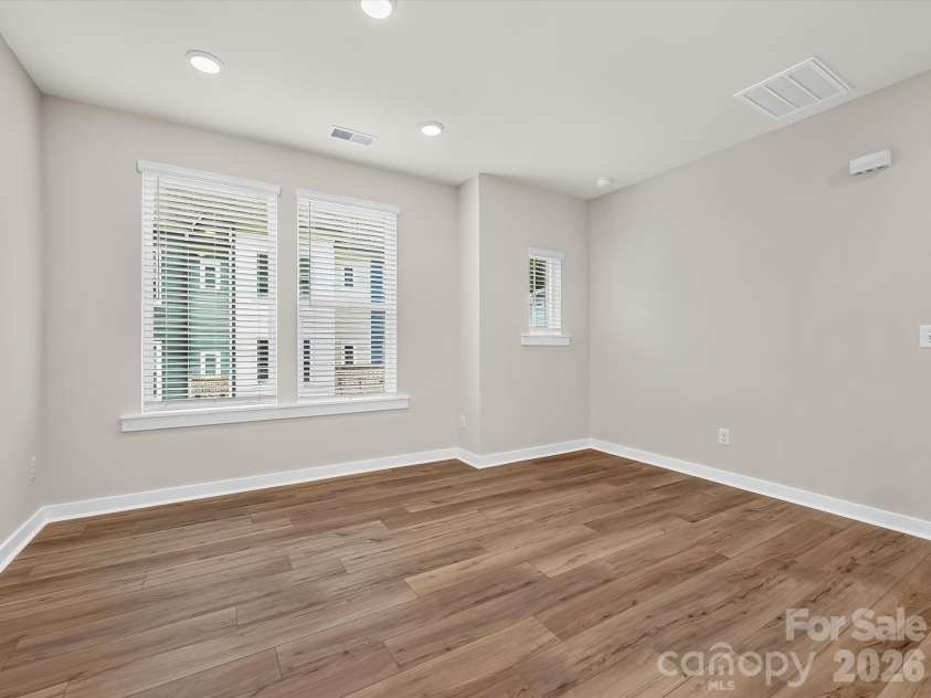 1132 Bismuth Lane, Charlotte, NC 28211.  MLS# CAR4352491, YatesRealty ID 3591. 