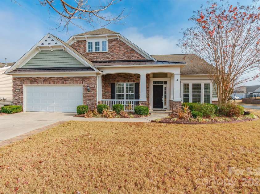 2050 Yellowstone Drive, Fort Mill, SC 29707.  MLS# CAR4325555, YatesRealty ID 3591. 