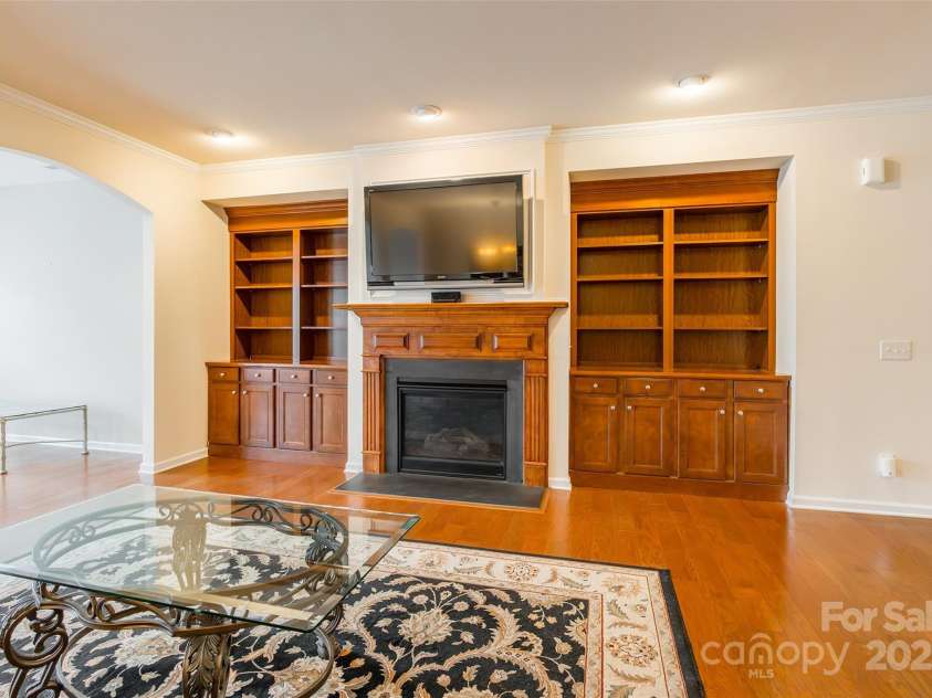 2050 Yellowstone Drive, Fort Mill, SC 29707.  MLS# CAR4325555, YatesRealty ID 3591. 