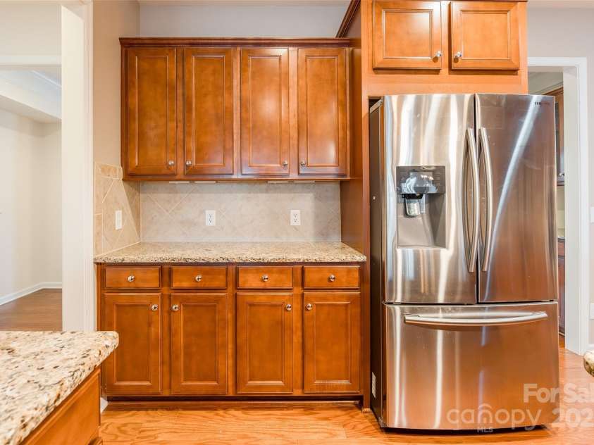 2050 Yellowstone Drive, Fort Mill, SC 29707.  MLS# CAR4325555, YatesRealty ID 3591. 