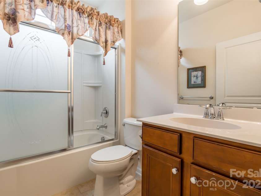 2050 Yellowstone Drive, Fort Mill, SC 29707.  MLS# CAR4325555, YatesRealty ID 3591. 