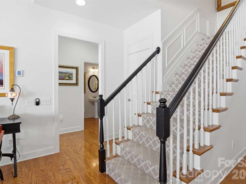 8109 Oratorio Place, Charlotte, NC 28270.  MLS# CAR4397157, YatesRealty ID 35910. 