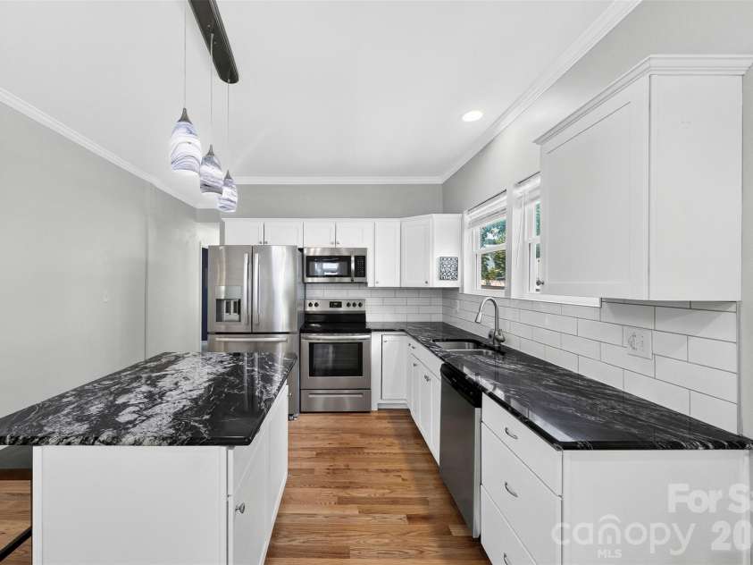 904 Laye Street, Belmont, NC 28012.  MLS# CAR4401222, YatesRealty ID 35911. 