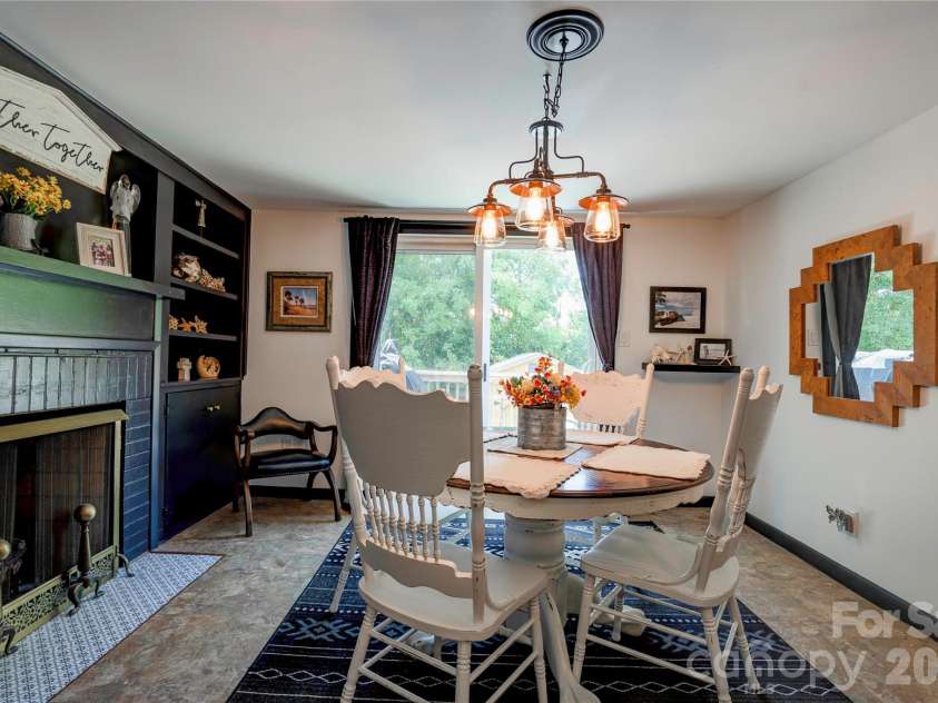 803 Westview Street, Shelby, NC 28150.  MLS# CAR4402237, YatesRealty ID 35912. 