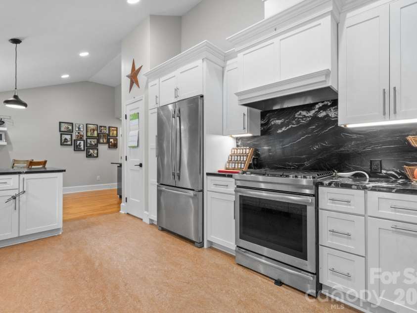 1007 I Street, North Wilkesboro, NC 28659.  MLS# CAR4401159, YatesRealty ID 35913. 