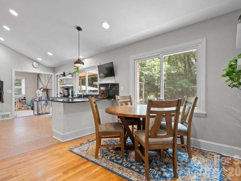 1007 I Street, North Wilkesboro, NC 28659.  MLS# CAR4401159, YatesRealty ID 35913. 