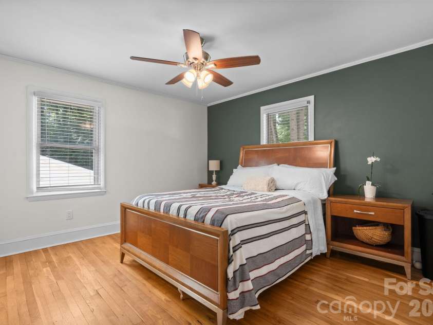 1007 I Street, North Wilkesboro, NC 28659.  MLS# CAR4401159, YatesRealty ID 35913. 