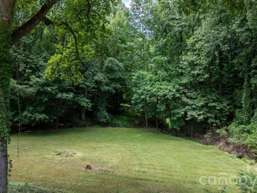 1007 I Street, North Wilkesboro, NC 28659.  MLS# CAR4401159, YatesRealty ID 35913. 