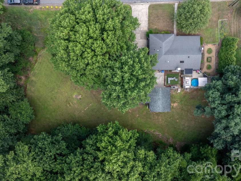 1007 I Street, North Wilkesboro, NC 28659.  MLS# CAR4401159, YatesRealty ID 35913. 