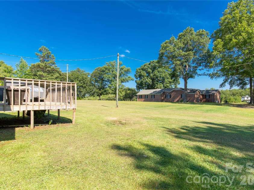 4535 Taxahaw Road, Lancaster, SC 29720.  MLS# CAR4400028, YatesRealty ID 35914. 