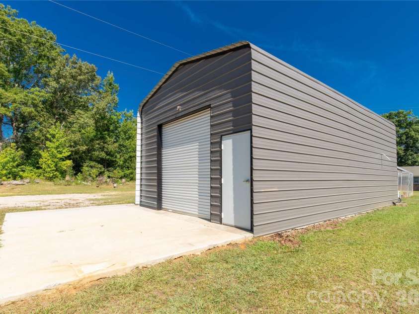 4535 Taxahaw Road, Lancaster, SC 29720.  MLS# CAR4400028, YatesRealty ID 35914. 