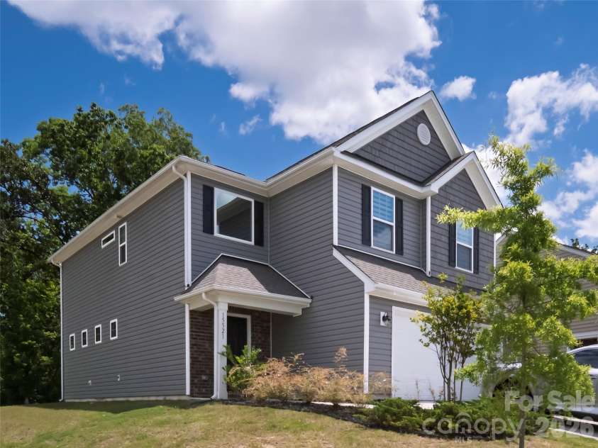 15521 Capps Road, Charlotte, NC 28278.  MLS# CAR4399198, YatesRealty ID 35917. Front