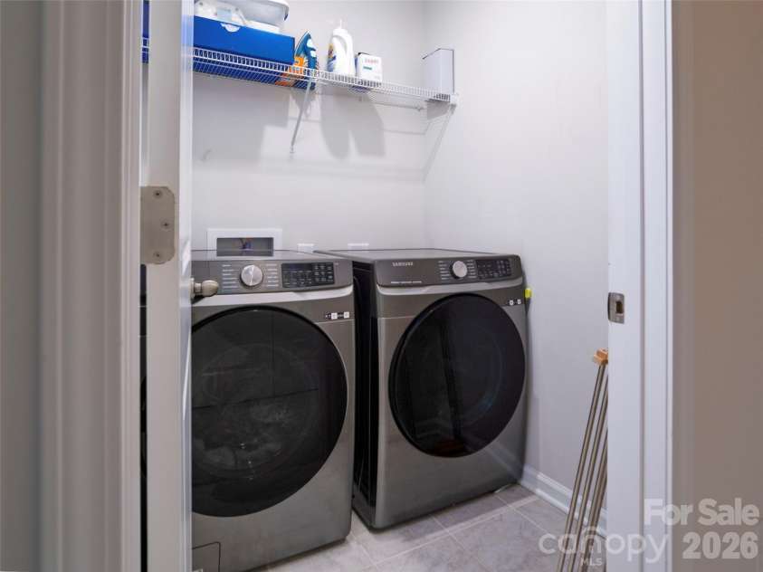15521 Capps Road, Charlotte, NC 28278.  MLS# CAR4399198, YatesRealty ID 35917. Laundry