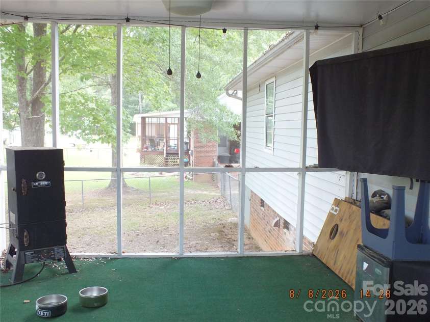2274 White Pine Court, Lancaster, SC 29720.  MLS# CAR4402595, YatesRealty ID 35919. 