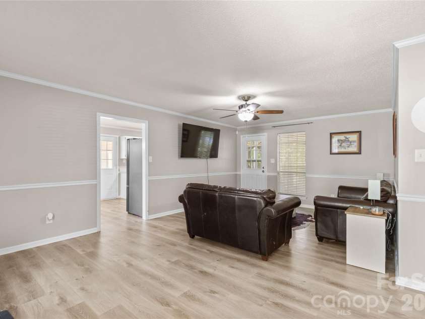 2274 White Pine Court, Lancaster, SC 29720.  MLS# CAR4419652, YatesRealty ID 35919. 