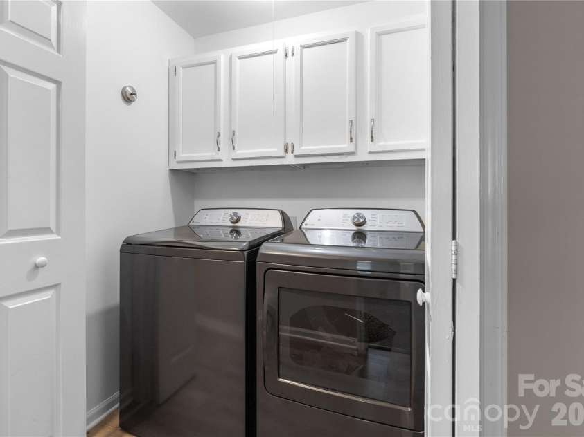 2274 White Pine Court, Lancaster, SC 29720.  MLS# CAR4419652, YatesRealty ID 35919. Laundry