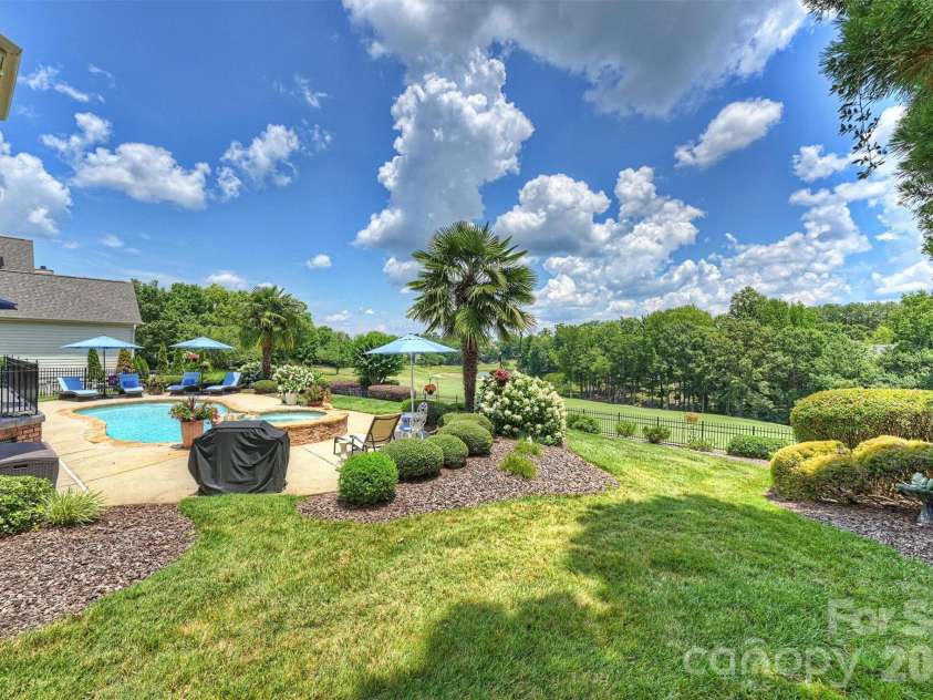 14747 Rudolph Dadey Drive, Charlotte, NC 28277.  MLS# CAR4400505, YatesRealty ID 35920. 