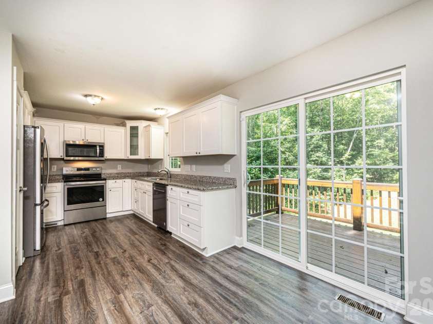 3605 Still Knoll Lane, Sherrills Ford, NC 28673.  MLS# CAR4400948, YatesRealty ID 35921. 