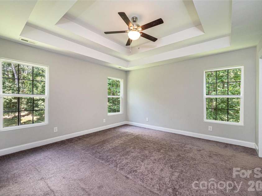 3605 Still Knoll Lane, Sherrills Ford, NC 28673.  MLS# CAR4400948, YatesRealty ID 35921. 
