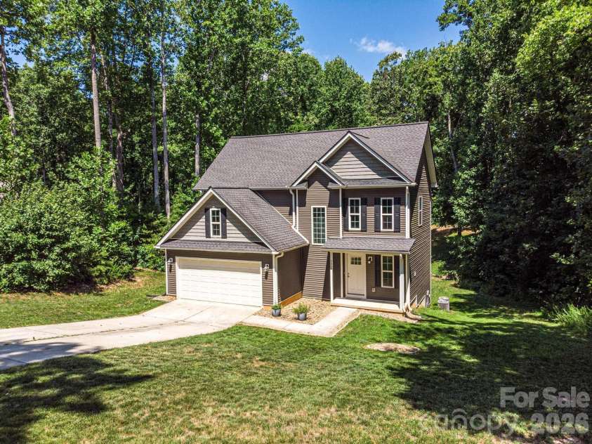 3605 Still Knoll Lane, Sherrills Ford, NC 28673.  MLS# CAR4400948, YatesRealty ID 35921. 