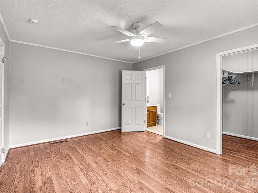 147 13th Avenue, Hickory, NC 28601.  MLS# CAR4402398, YatesRealty ID 35923. Primary Bedroom/Full Bath Entry View