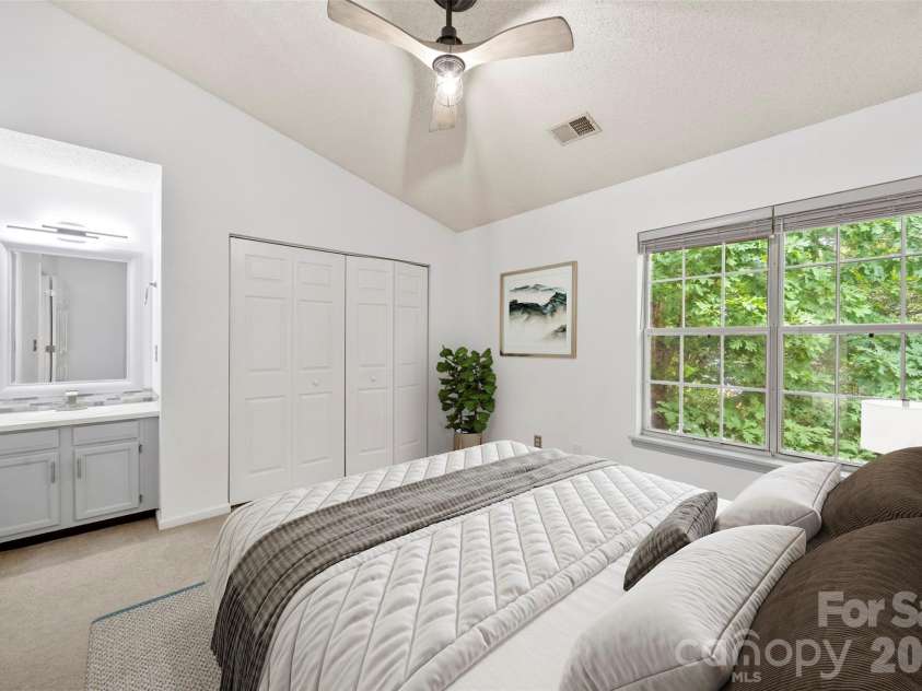 6404 Windsor Gate Lane, Charlotte, NC 28215.  MLS# CAR4401373, YatesRealty ID 35924. Virtually Staged Photo