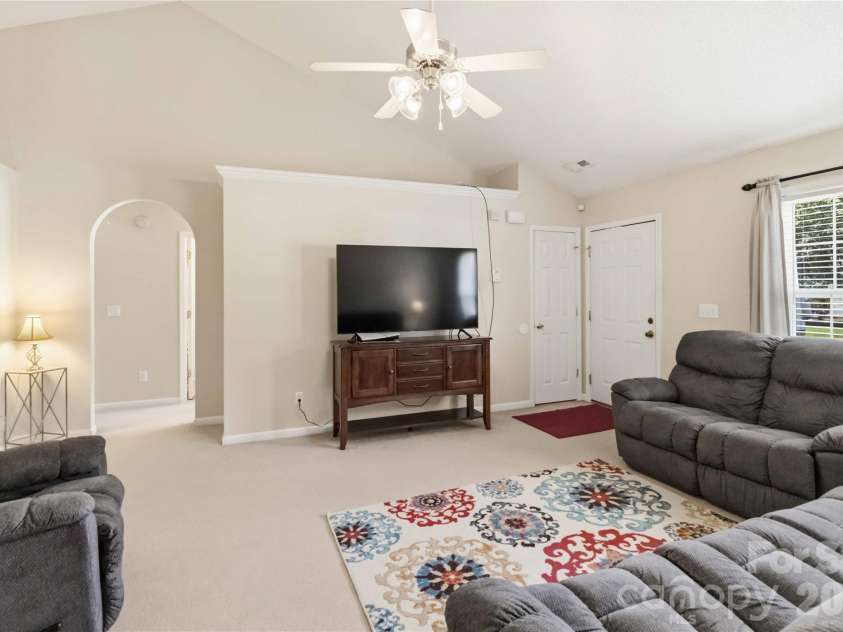 1134 Allison Bluff Trail, Rock Hill, SC 29732.  MLS# CAR4402322, YatesRealty ID 35925. 