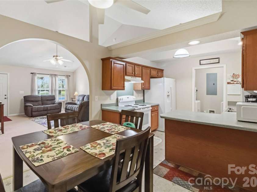 1134 Allison Bluff Trail, Rock Hill, SC 29732.  MLS# CAR4402322, YatesRealty ID 35925. 