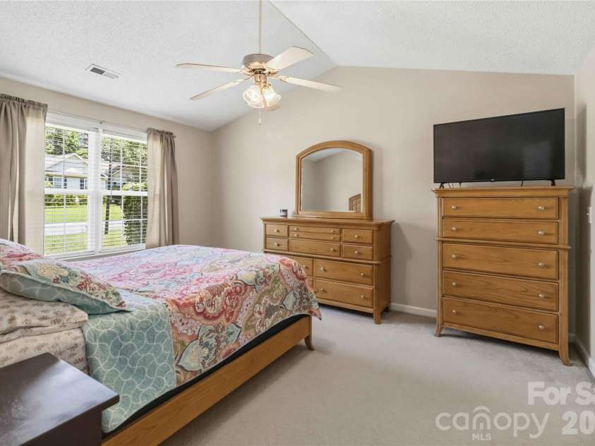 1134 Allison Bluff Trail, Rock Hill, SC 29732.  MLS# CAR4402322, YatesRealty ID 35925. 