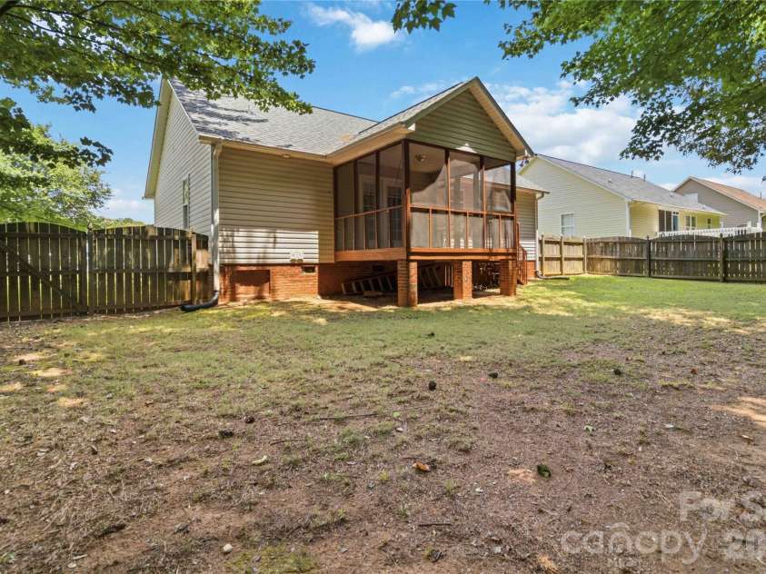 1134 Allison Bluff Trail, Rock Hill, SC 29732.  MLS# CAR4402322, YatesRealty ID 35925. 