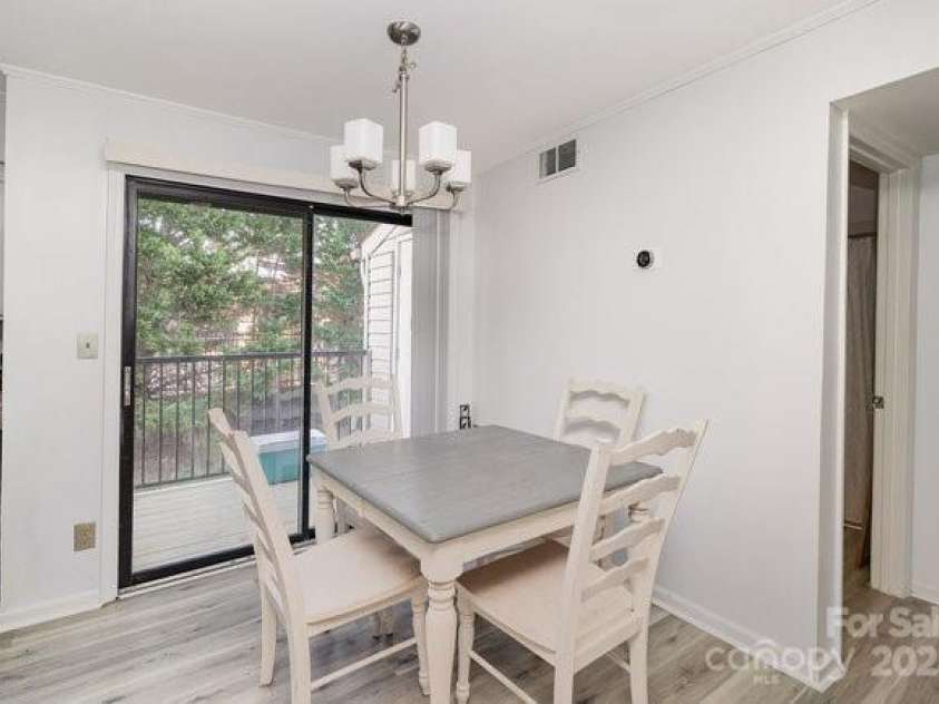 11063 Running Ridge Road, Charlotte, NC 28226.  MLS# CAR4240690, YatesRealty ID 3593. 