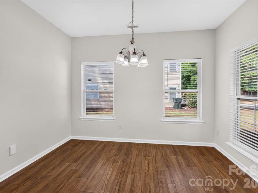 4711 Craigmoss Lane, Charlotte, NC 28278.  MLS# CAR4400112, YatesRealty ID 35930. 