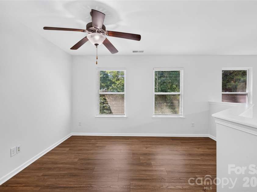 4711 Craigmoss Lane, Charlotte, NC 28278.  MLS# CAR4400112, YatesRealty ID 35930. 