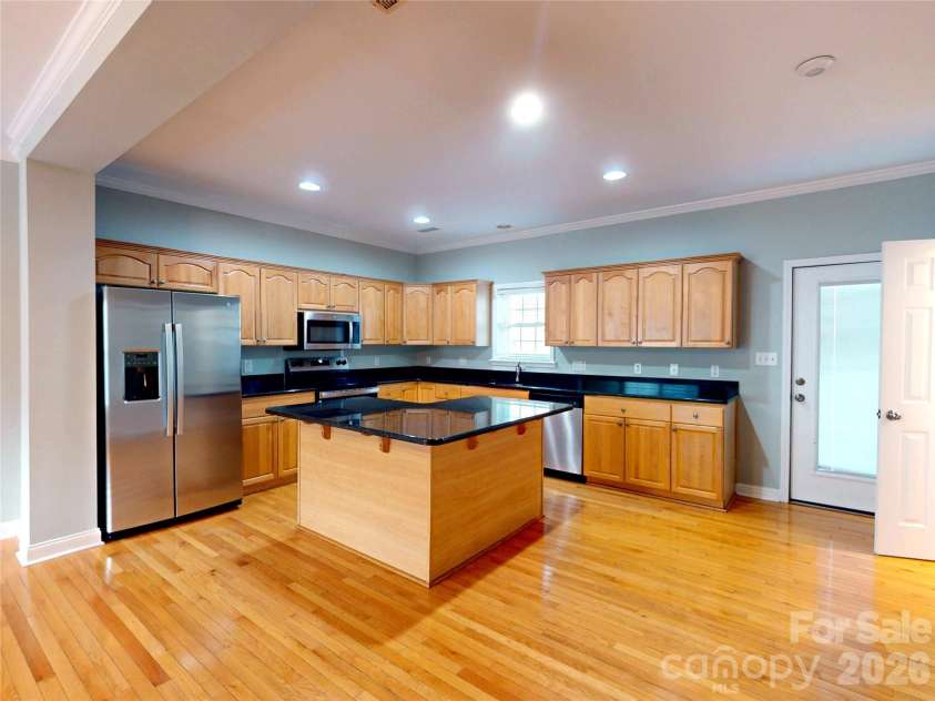 4326 Laurel Hill Lane, Charlotte, NC 28217.  MLS# CAR4402661, YatesRealty ID 35931. 