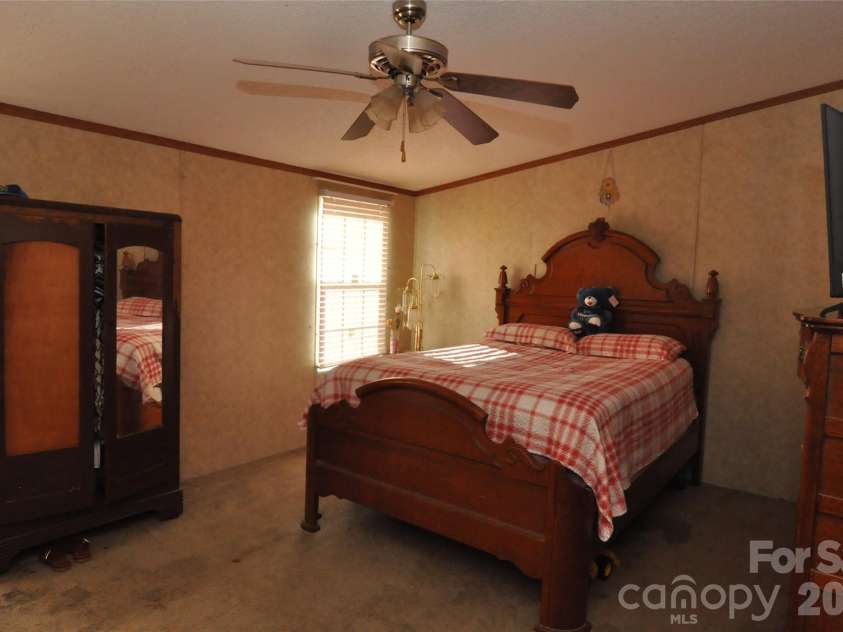 977 Langley Drive, Chester, SC 29706.  MLS# CAR4400456, YatesRealty ID 35934. 