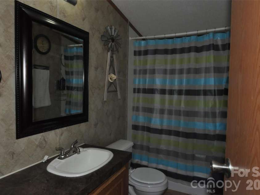 977 Langley Drive, Chester, SC 29706.  MLS# CAR4400456, YatesRealty ID 35934. 
