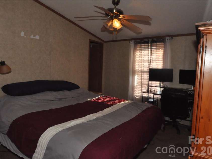 977 Langley Drive, Chester, SC 29706.  MLS# CAR4400456, YatesRealty ID 35934. 