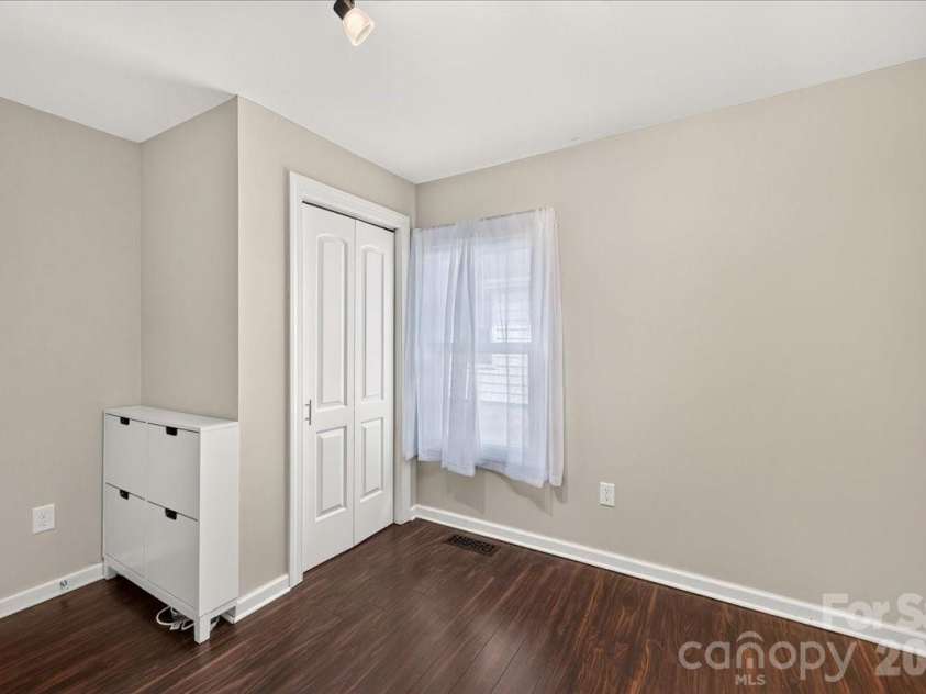 217 Todd Street, Belmont, NC 28012.  MLS# CAR4402567, YatesRealty ID 35937. 