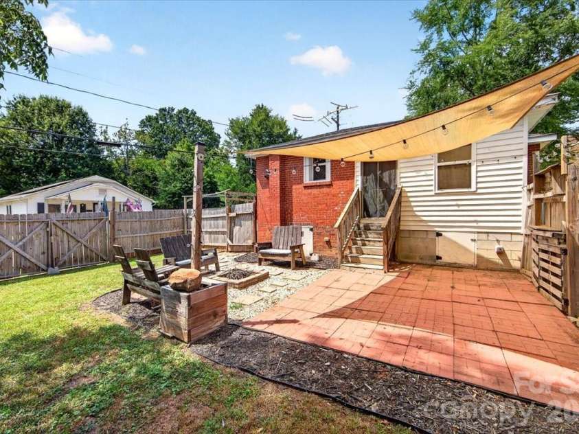 217 Todd Street, Belmont, NC 28012.  MLS# CAR4402567, YatesRealty ID 35937. 