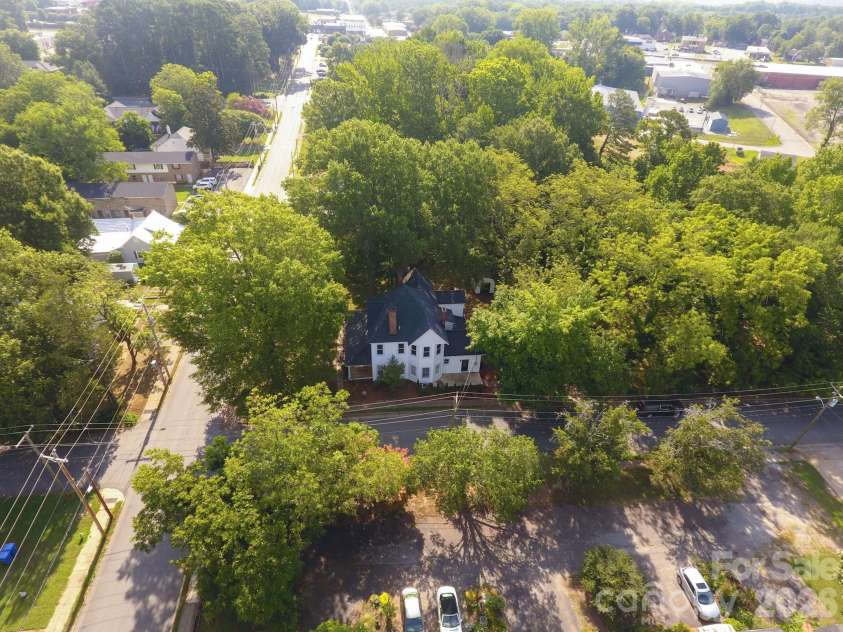 313 Gold Street, Kings Mountain, NC 28086.  MLS# CAR4399469, YatesRealty ID 35939. 