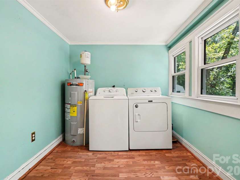 313 Gold Street, Kings Mountain, NC 28086.  MLS# CAR4399469, YatesRealty ID 35939. 
