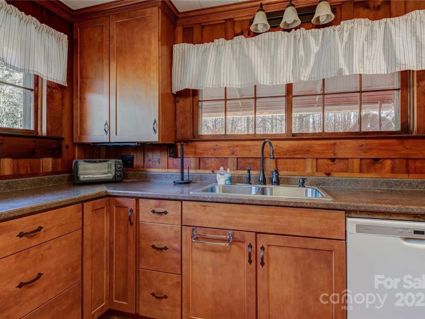 4050 Pickens Highway, Rosman, NC 28772.  MLS# CAR4296290, YatesRealty ID 3594. 