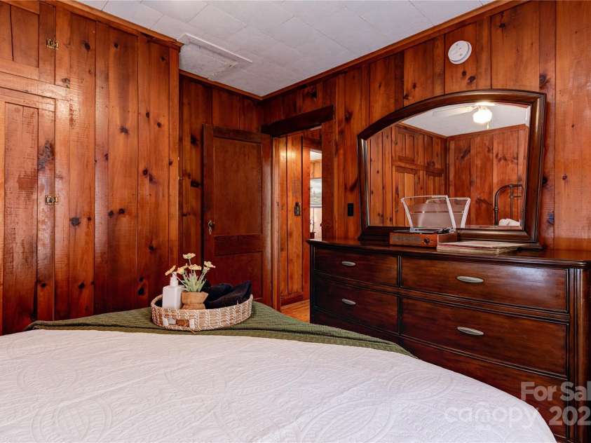 4050 Pickens Highway, Rosman, NC 28772.  MLS# CAR4296290, YatesRealty ID 3594. 