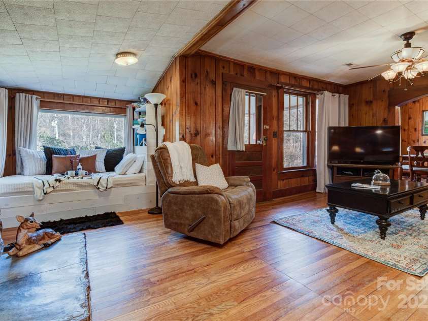 4050 Pickens Highway, Rosman, NC 28772.  MLS# CAR4296290, YatesRealty ID 3594. 
