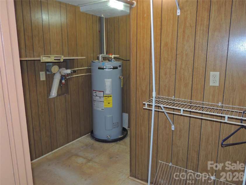 632 Rock Corner Road, Forest City, NC 28043.  MLS# CAR4402184, YatesRealty ID 35941. 