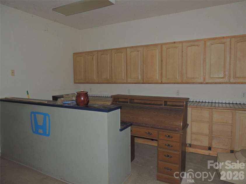632 Rock Corner Road, Forest City, NC 28043.  MLS# CAR4402184, YatesRealty ID 35941. Garage