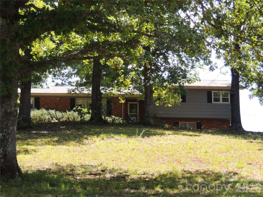 632 Rock Corner Road, Forest City, NC 28043.  MLS# CAR4402184, YatesRealty ID 35941. Primary