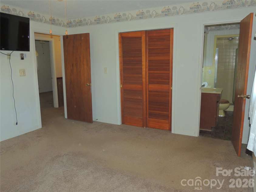 632 Rock Corner Road, Forest City, NC 28043.  MLS# CAR4402184, YatesRealty ID 35941. Primary Bedroom