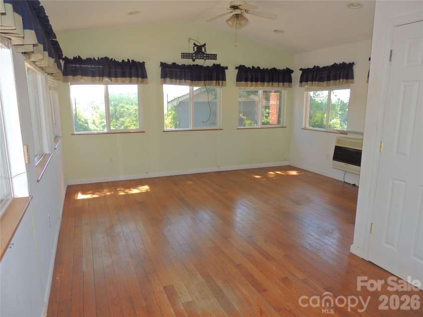 632 Rock Corner Road, Forest City, NC 28043.  MLS# CAR4402184, YatesRealty ID 35941. Sunroom