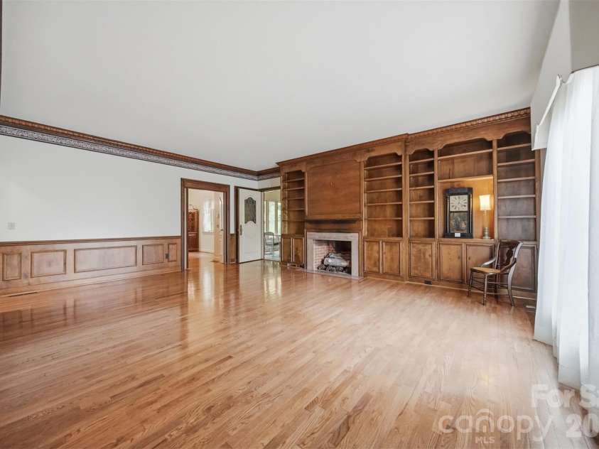 2373 Wilkesboro Boulevard, Lenoir, NC 28645.  MLS# CAR4402764, YatesRealty ID 35943. 